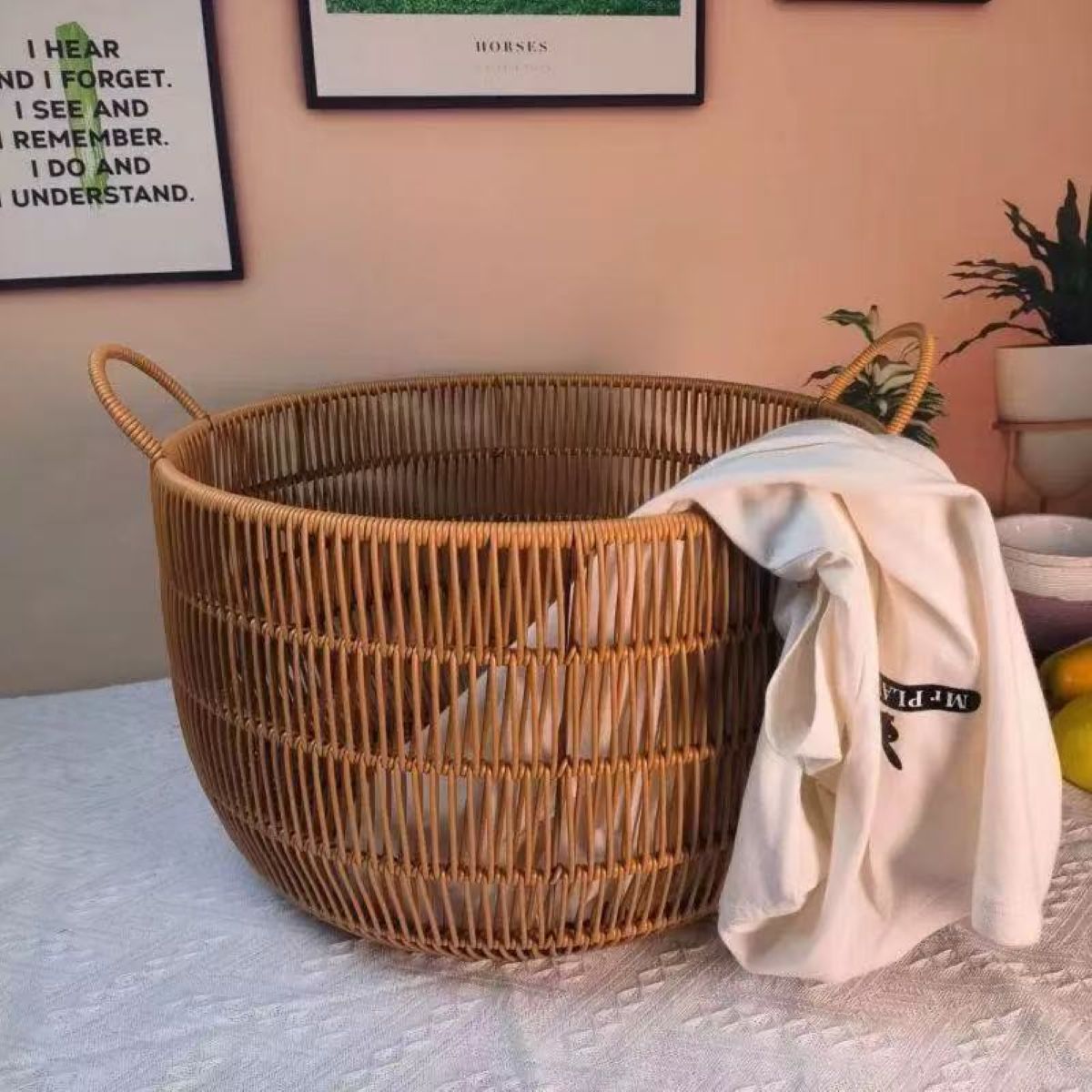 Handgefertigter, gewebter Aufb – Rattan Plant Basket Bewertung und Preis